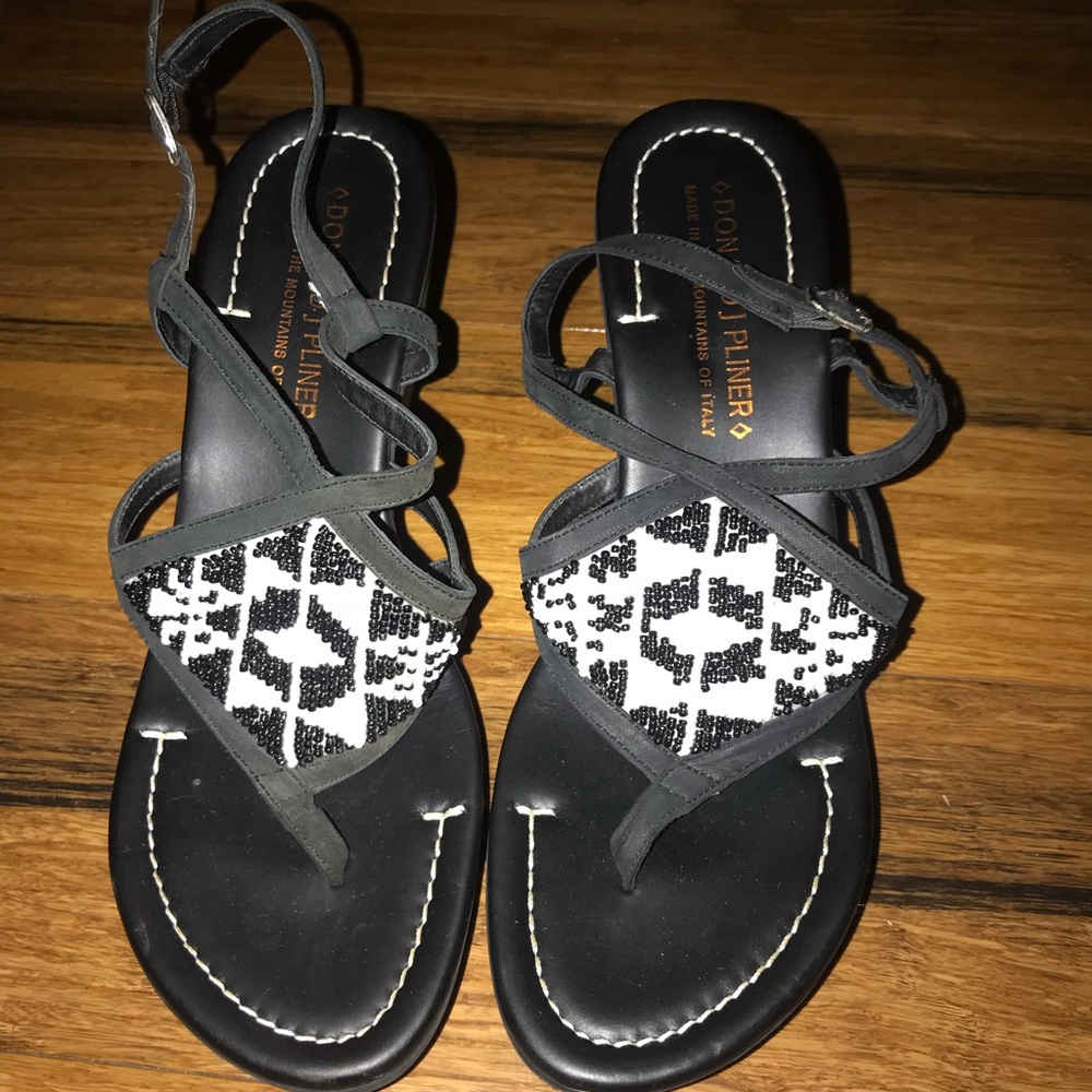 Donald J Pliner Wedges- Made in Italy!